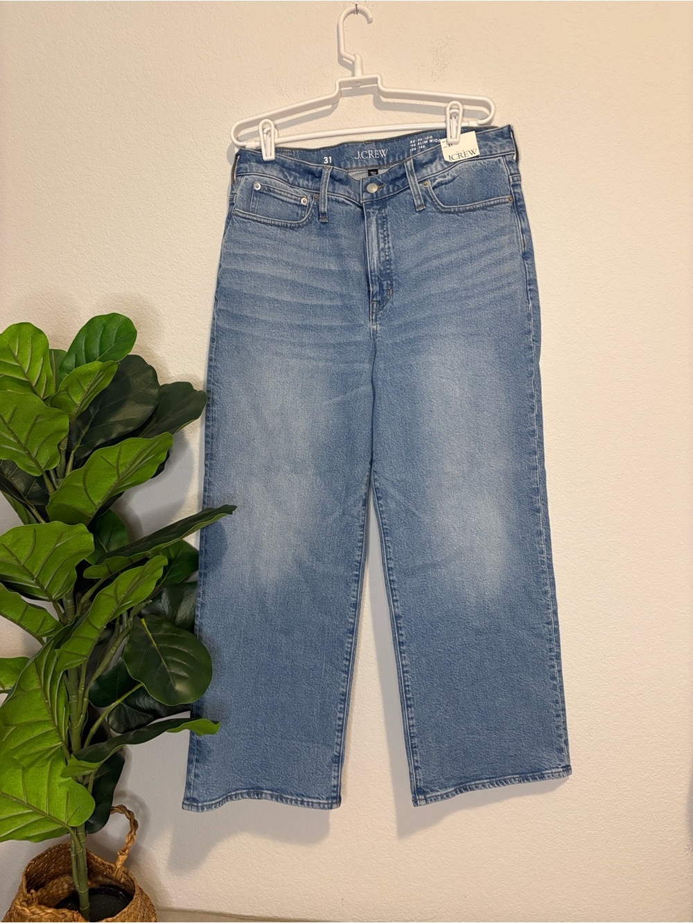 NWT J. Crew High-Rise ‘96 Slim Wide Leg Jeans - Light Blue size 31 - Picture 2 of 7